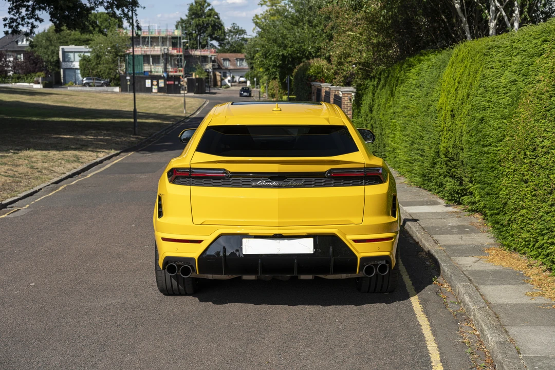 2025 Lamborghini Urus SE - Image 6 of 31