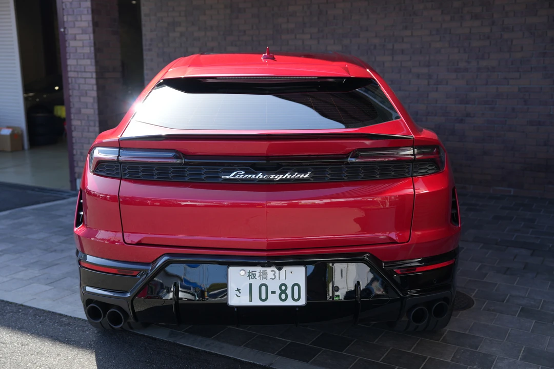 2025 Lamborghini Urus SE - Image 9 of 31