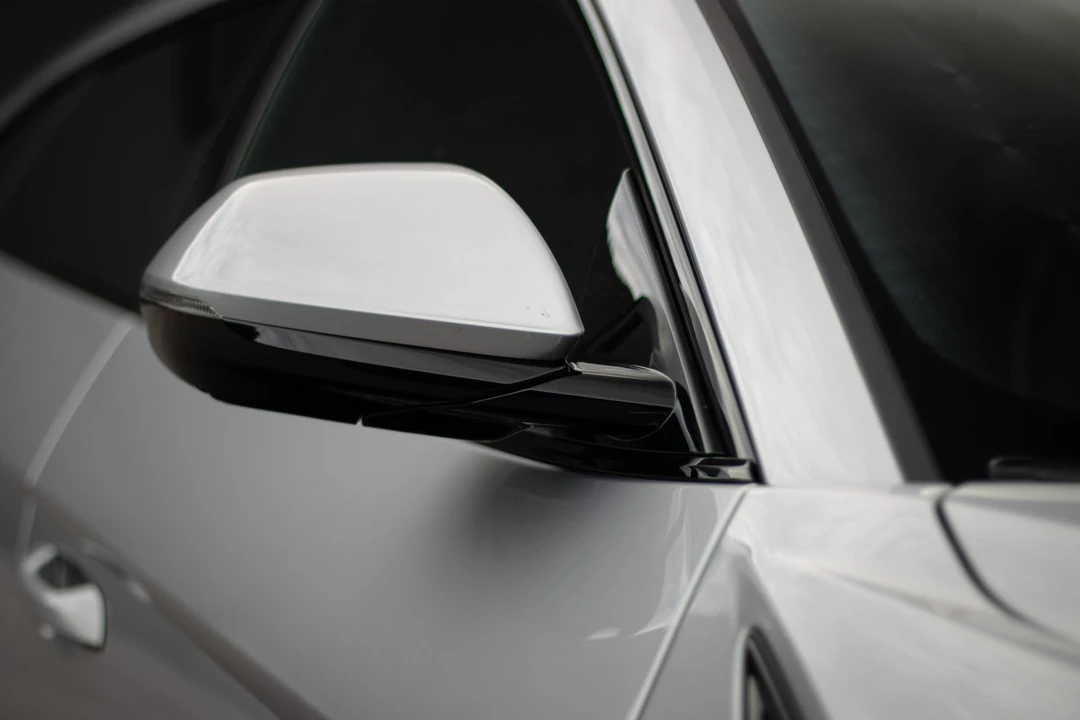 2025 Lamborghini Urus SE - Image 19 of 31