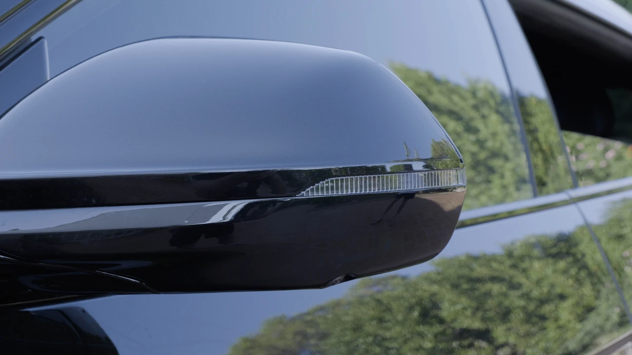 2025 Lamborghini Urus SE - Image 11 of 31