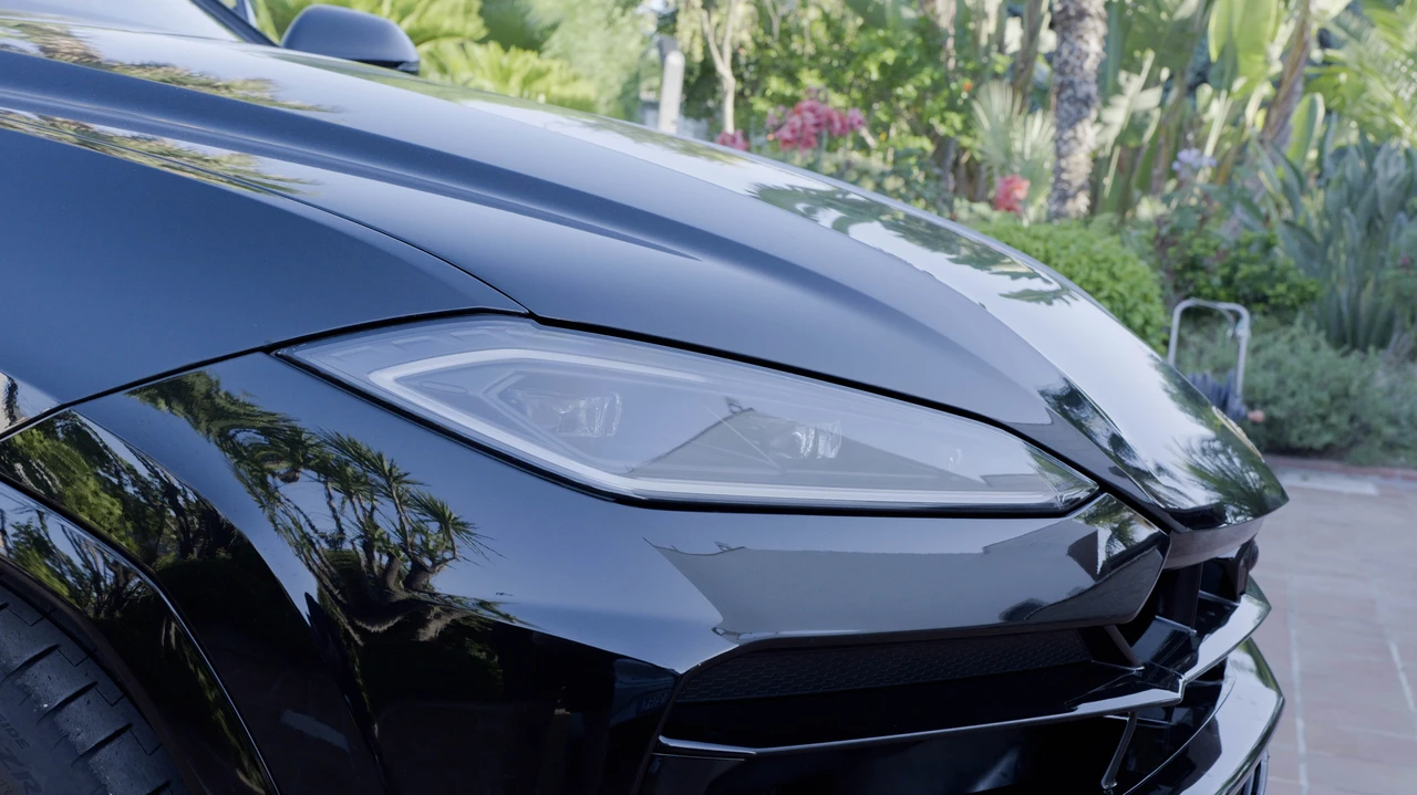 2025 Lamborghini Urus SE - Image 21 of 31