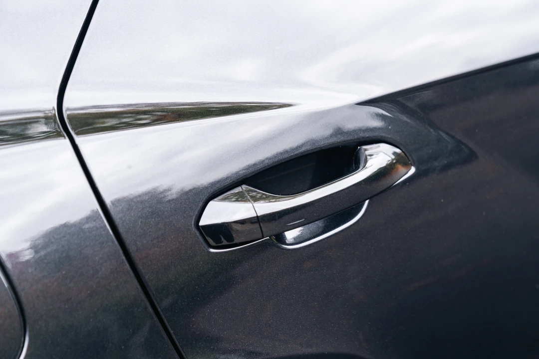 2025 Lamborghini Urus SE - Image 23 of 31