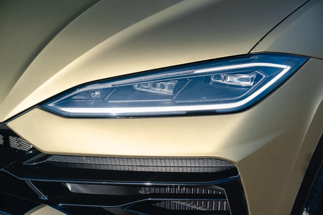 2025 Lamborghini Urus SE - Image 31 of 31