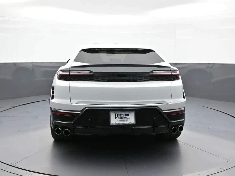 2025 Lamborghini Urus SE - Image 9 of 31