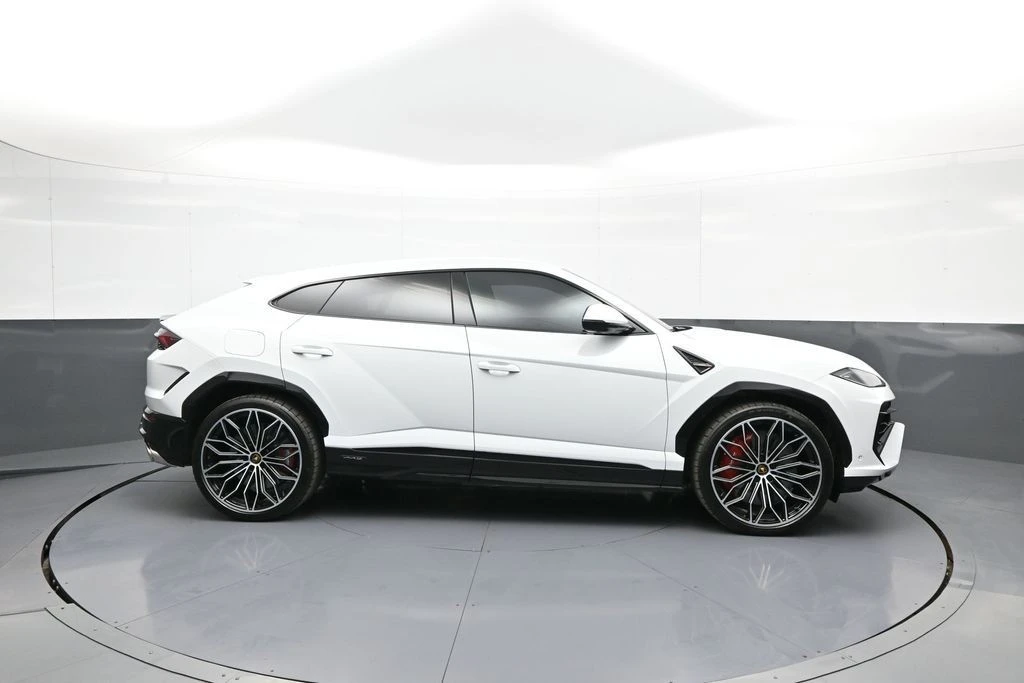 2025 Lamborghini Urus SE - Image 5 of 31