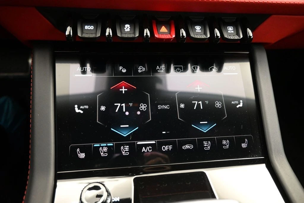 2025 Lamborghini Urus SE - Image 19 of 31