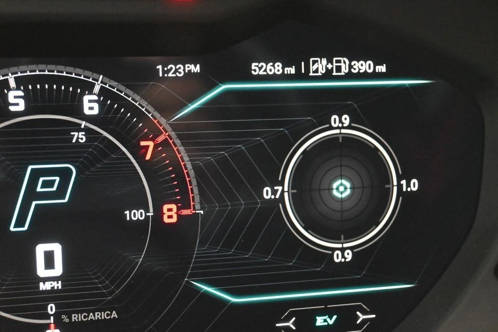2025 Lamborghini Urus SE - Image 16 of 31