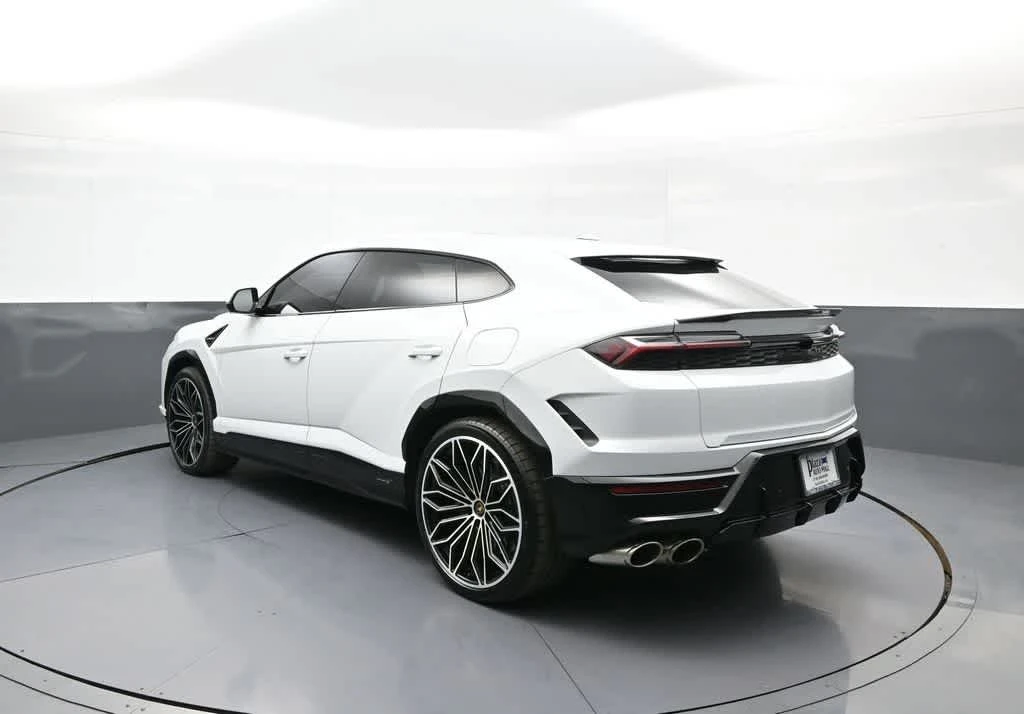 2025 Lamborghini Urus SE - Image 10 of 31