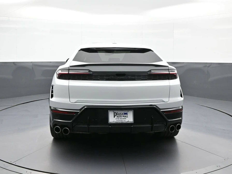 2025 Lamborghini Urus SE - Image 7 of 31