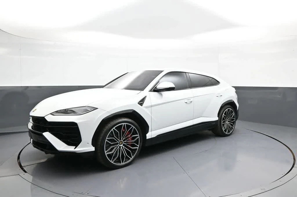 2025 Lamborghini Urus SE - Image 12 of 31
