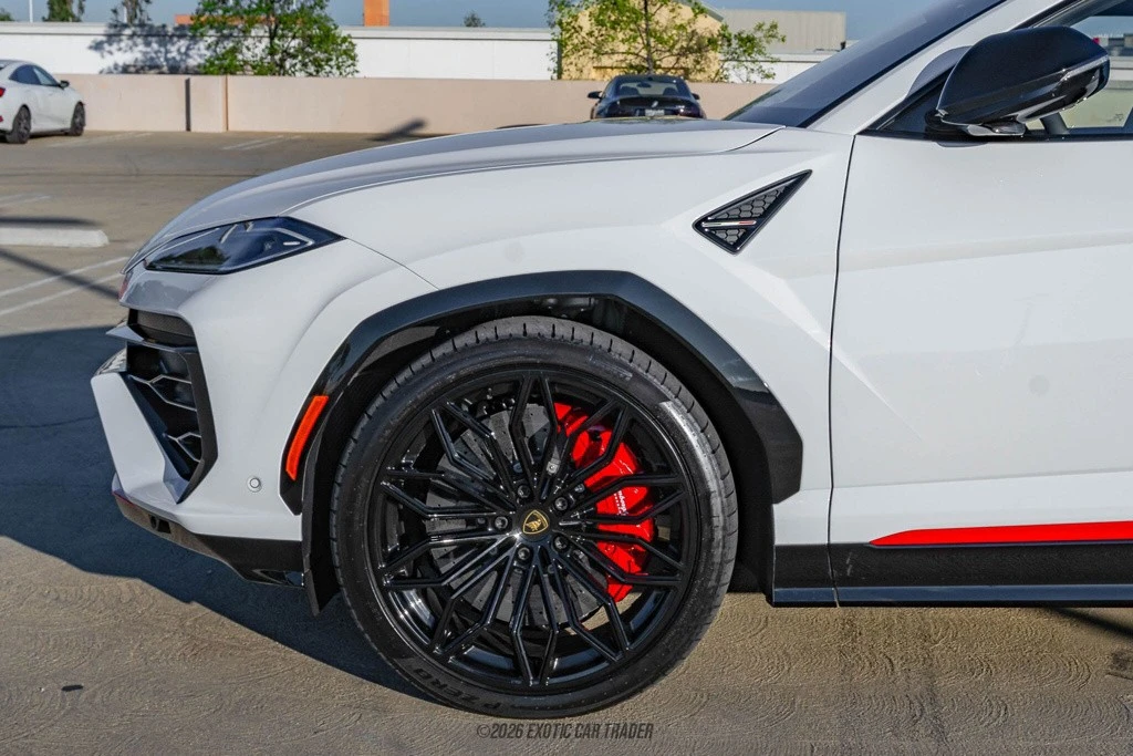 2025 Lamborghini Urus SE - Image 4 of 12