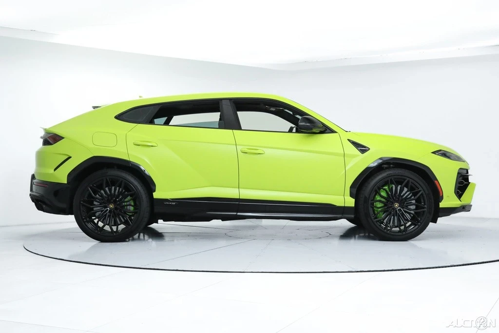 2025 Lamborghini Urus SE - Image 6 of 21