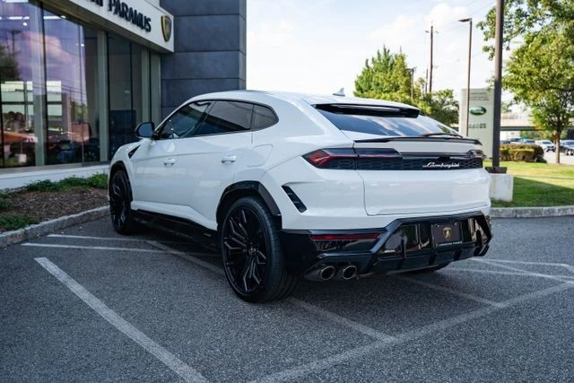 2025 Lamborghini Urus SE - Image 12 of 31