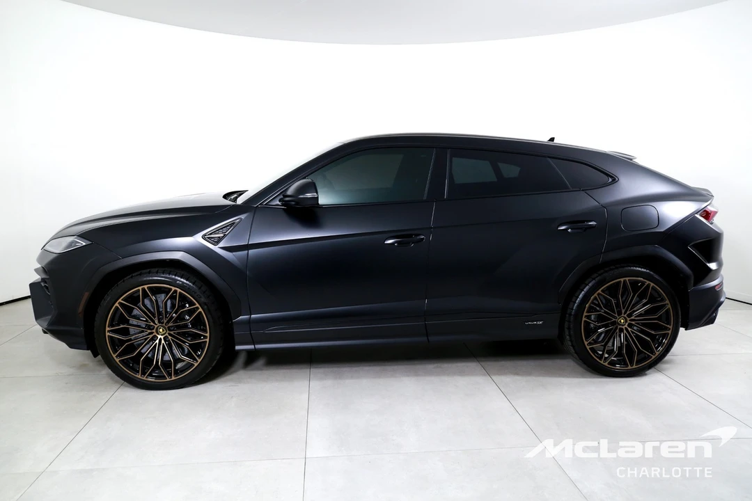 2025 Lamborghini Urus SE - Image 5 of 31