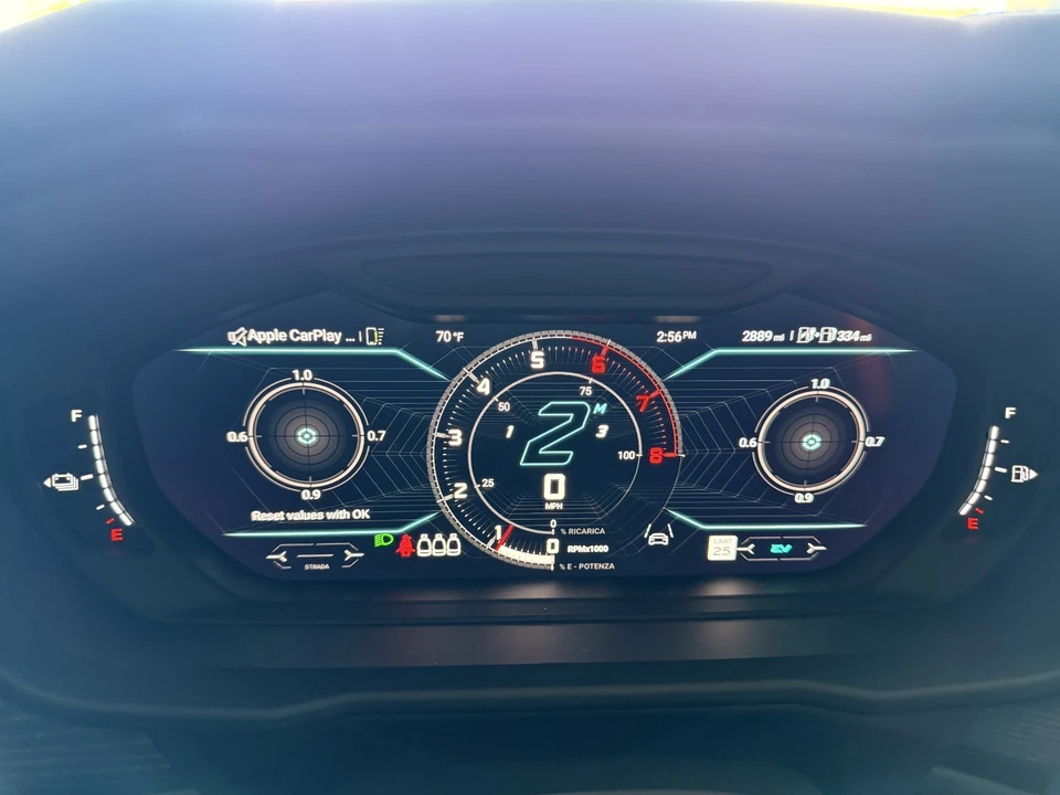 2025 Lamborghini Urus SE - Image 12 of 31