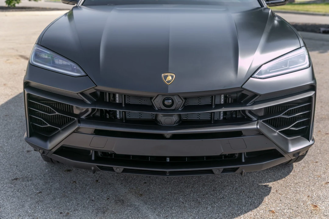2025 Lamborghini Urus SE - Image 11 of 31