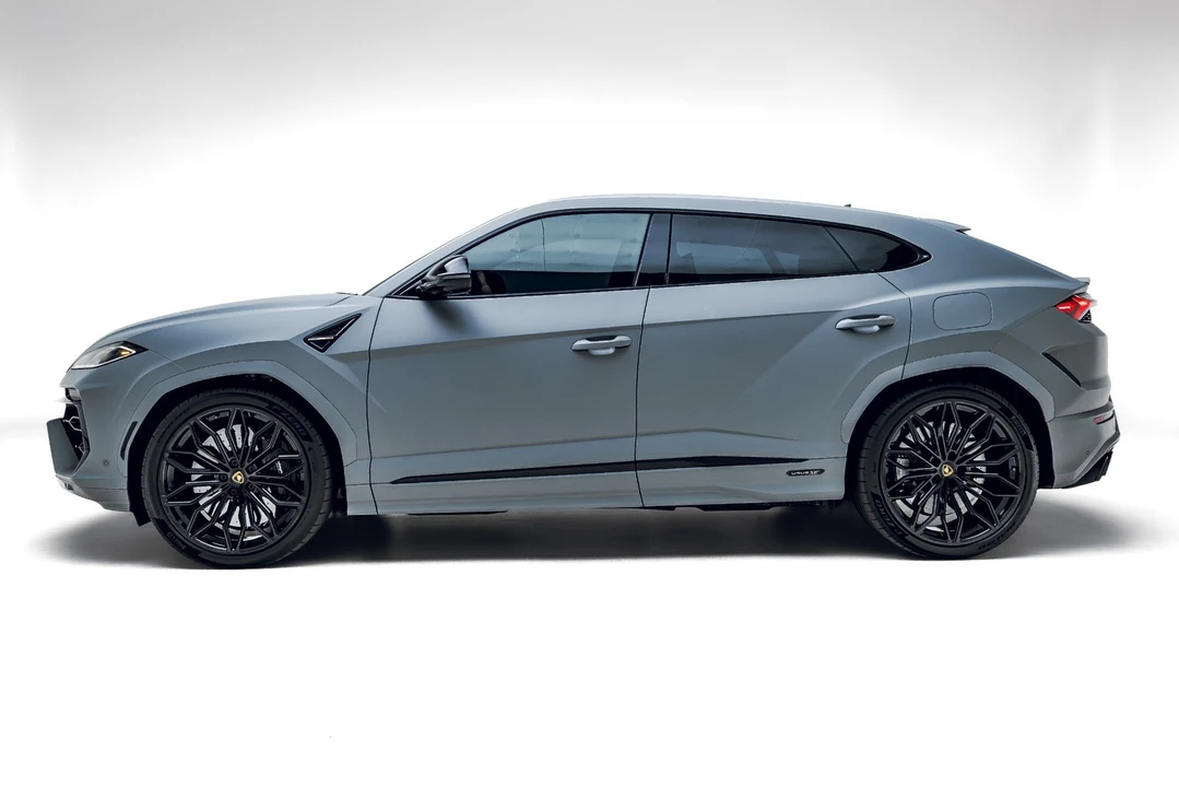 2025 Lamborghini Urus SE - Image 6 of 31
