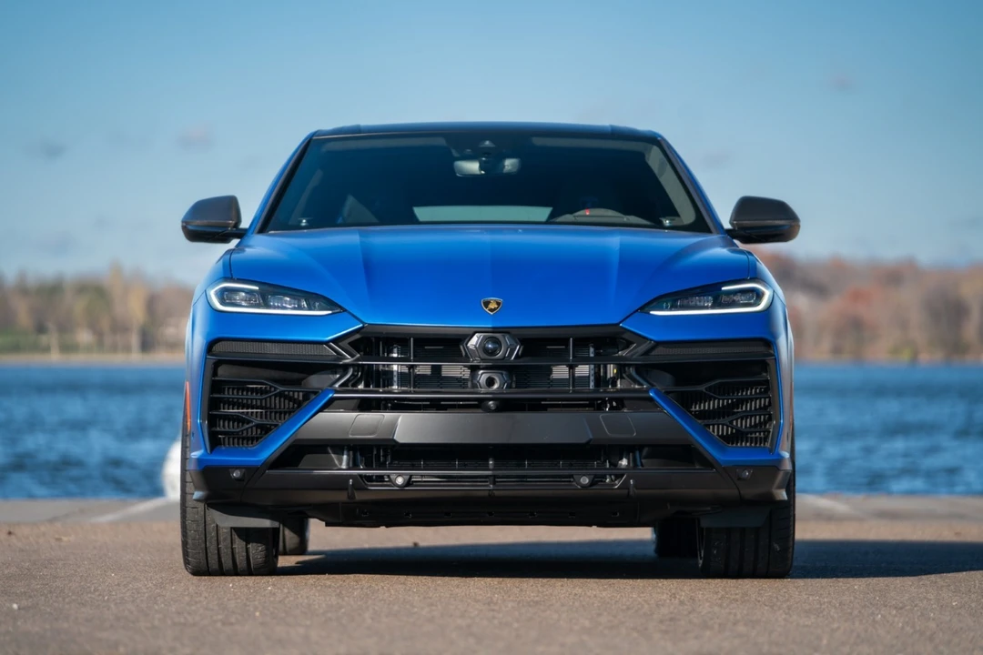 2025 Lamborghini Urus SE - Image 7 of 21