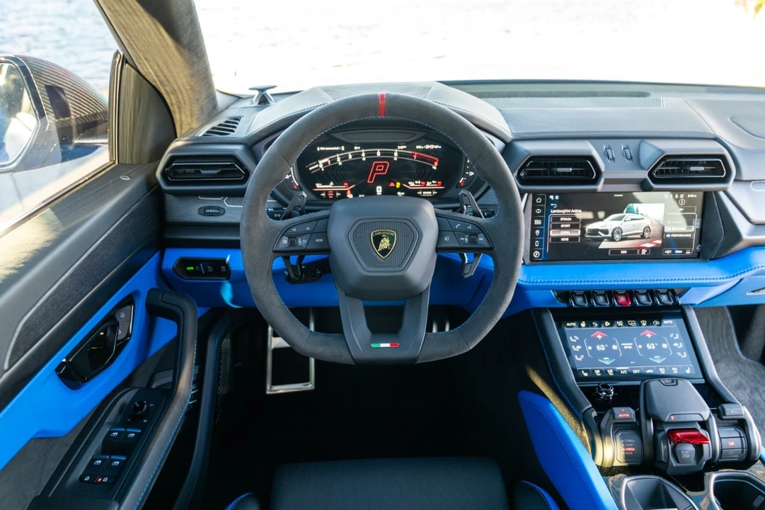 2025 Lamborghini Urus SE - Image 14 of 21