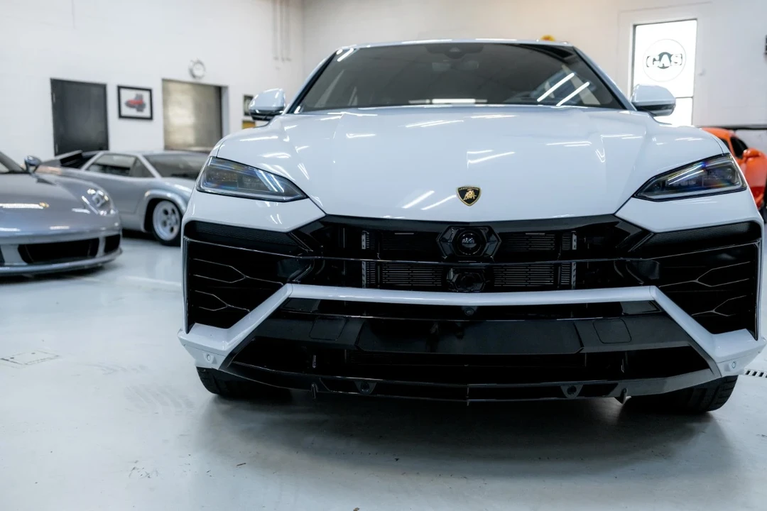 2025 Lamborghini Urus SE - Image 13 of 21
