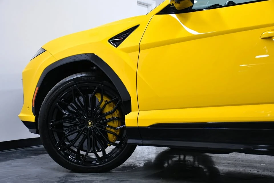 2025 Lamborghini Urus SE - Image 6 of 20
