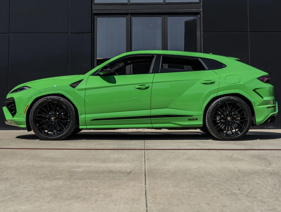 2025 Lamborghini Urus SE - Image 6 of 25