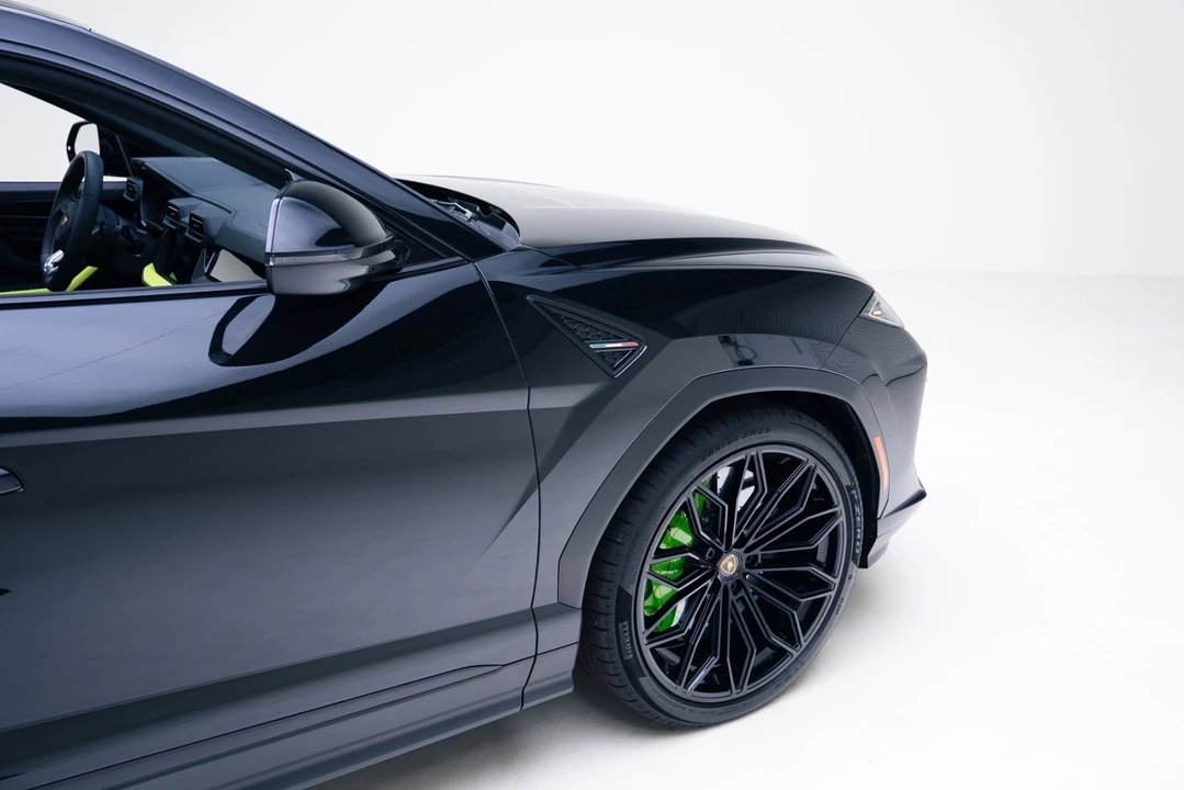 2025 Lamborghini Urus SE - Image 21 of 21