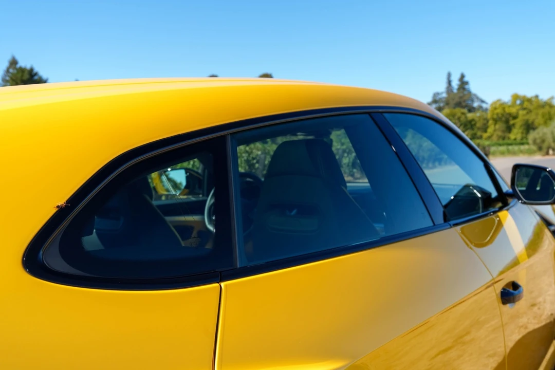 2025 Lamborghini Urus SE - Image 14 of 31