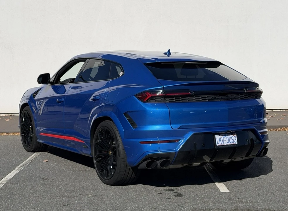 2025 Lamborghini Urus SE - Image 7 of 12