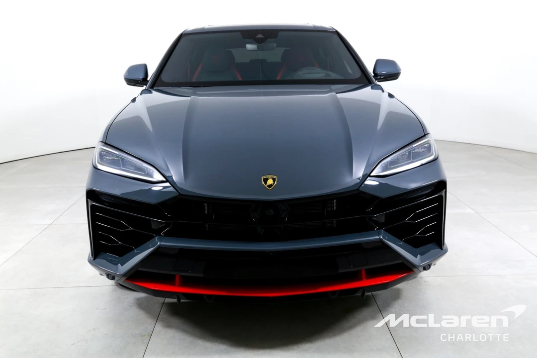 2025 Lamborghini Urus SE - Image 4 of 31