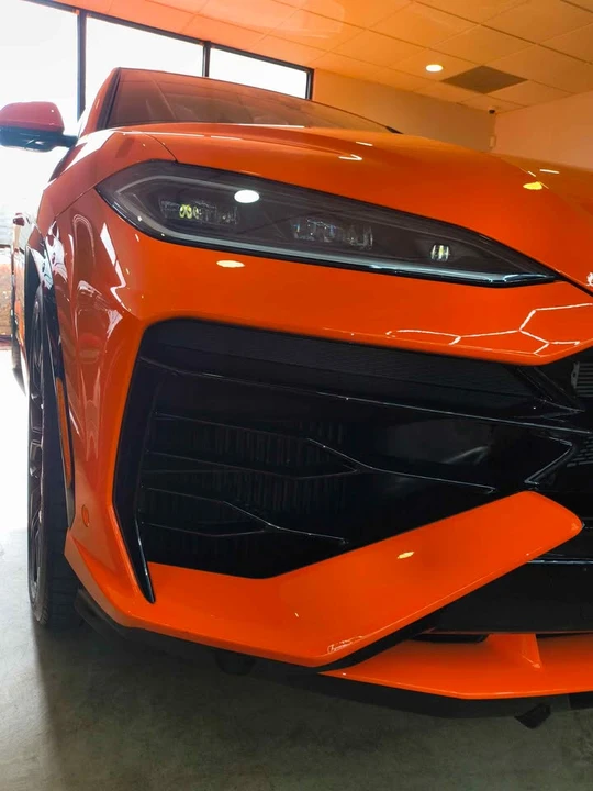 2025 Lamborghini Urus - Image 6 of 18