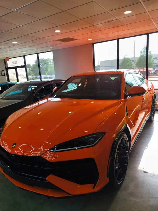 2025 Lamborghini Urus - Image 4 of 18