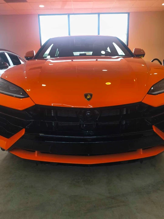 2025 Lamborghini Urus - Image 2 of 18