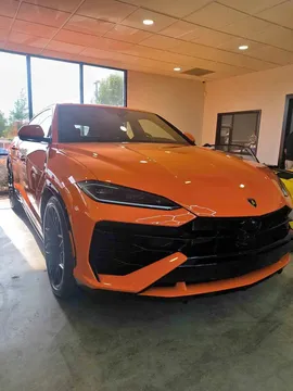 2025 Lamborghini Urus SE