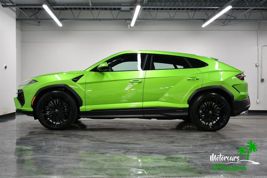 2025 Lamborghini Urus - Image 5 of 21