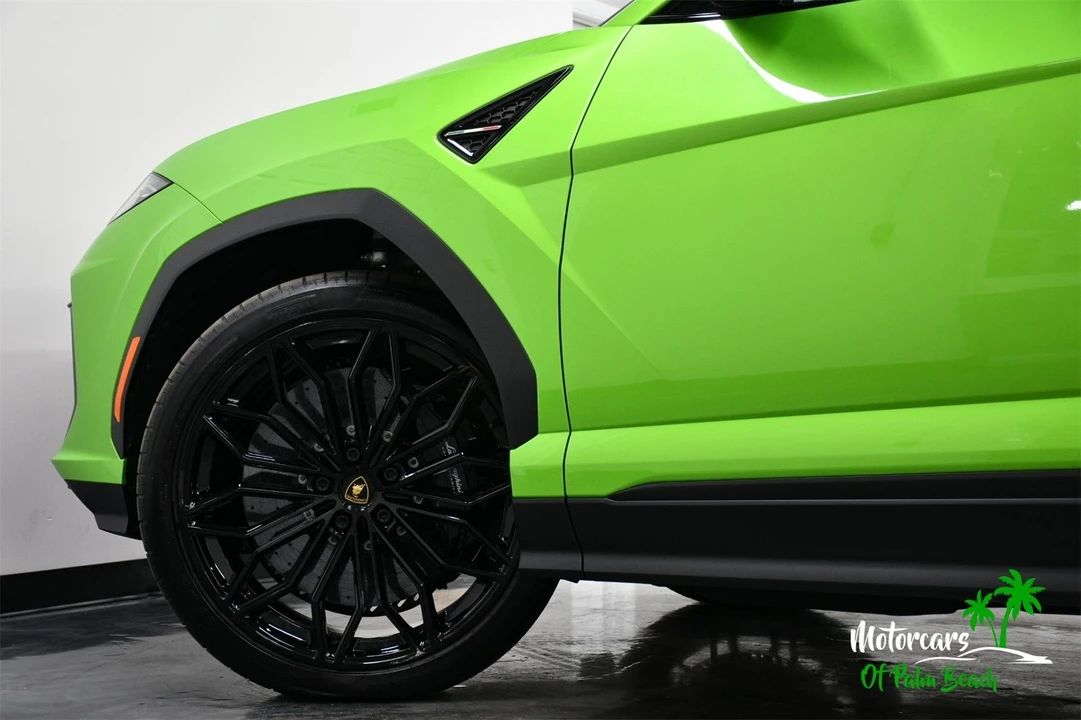 2025 Lamborghini Urus - Image 7 of 21