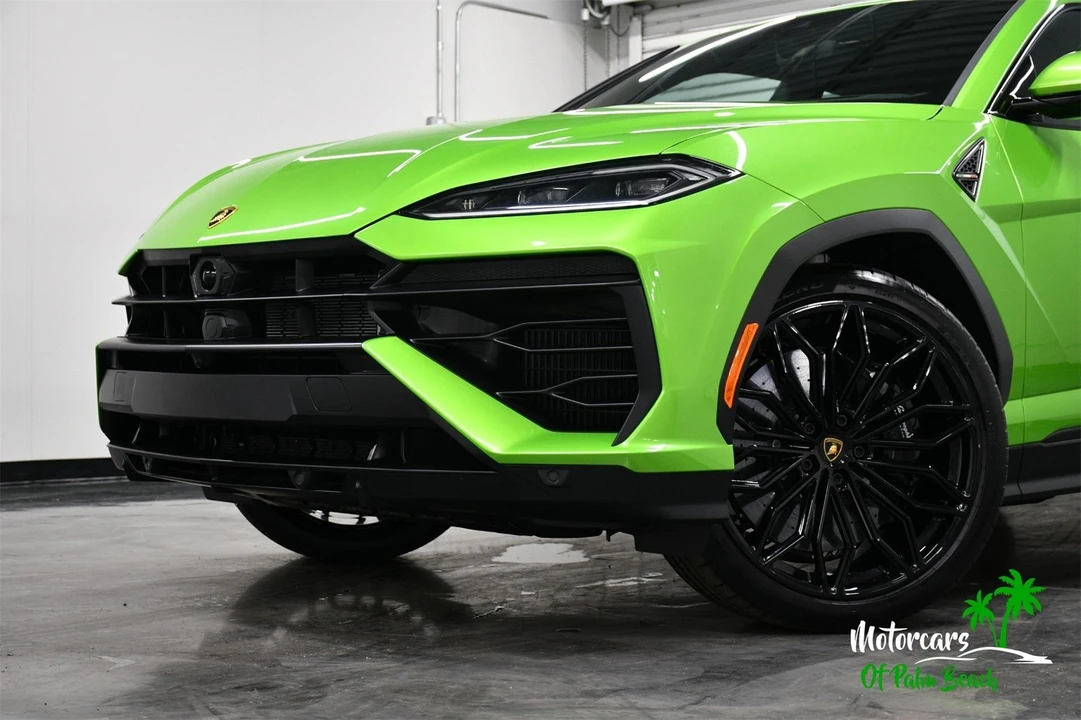 2025 Lamborghini Urus - Image 4 of 21