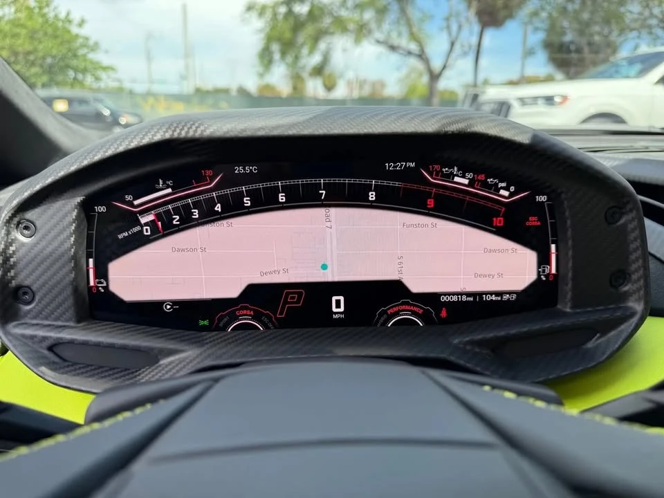 2025 Lamborghini Revuelto - Image 15 of 15