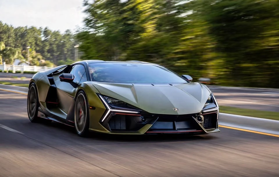 2025 Lamborghini Revuelto - Image 4 of 20