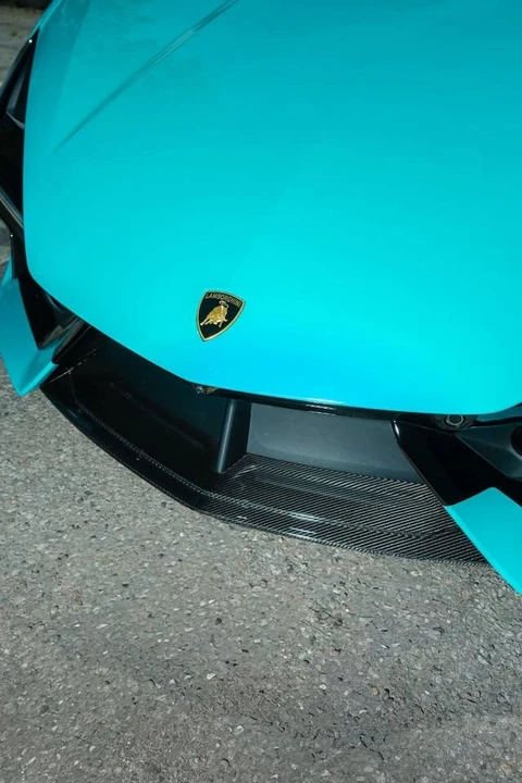 2025 Lamborghini Revuelto - Image 2 of 17