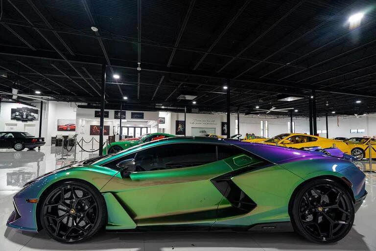 2025 Lamborghini Revuelto - Image 4 of 13