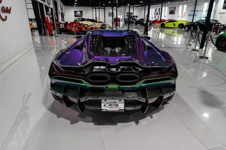 2025 Lamborghini Revuelto - Image 6 of 13