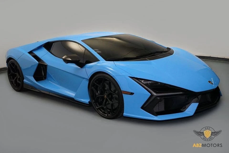 2025 Lamborghini Revuelto - Image 2 of 21