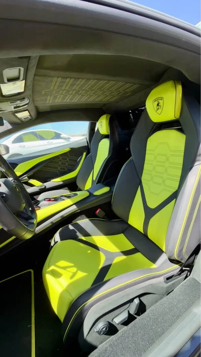 2025 Lamborghini Revuelto - Image 11 of 12