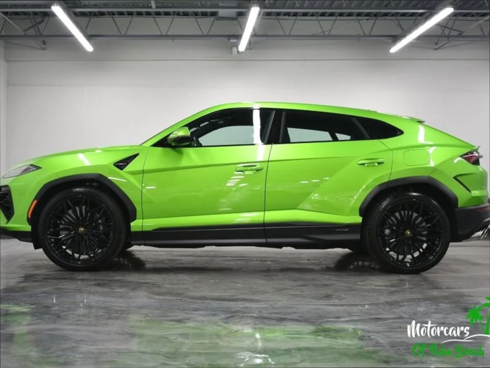 2025 Lamborghini Urus - Image 5 of 20