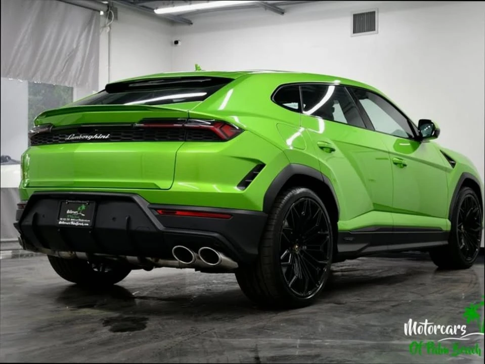 2025 Lamborghini Urus - Image 12 of 20