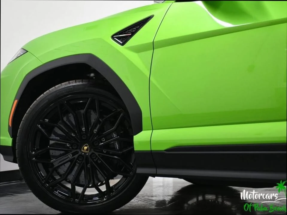 2025 Lamborghini Urus - Image 7 of 20