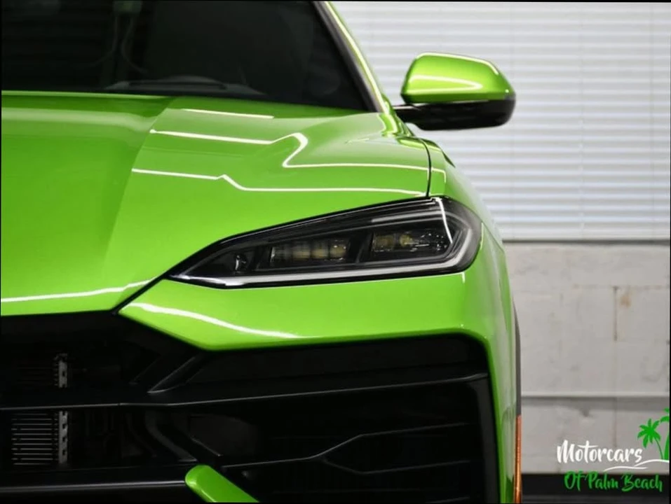 2025 Lamborghini Urus - Image 17 of 20