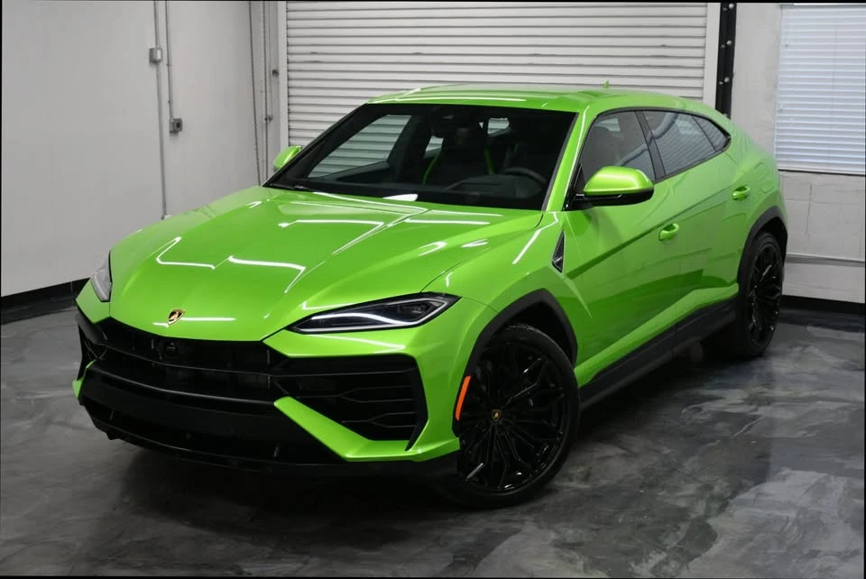 2025 Lamborghini Urus - Image 2 of 20