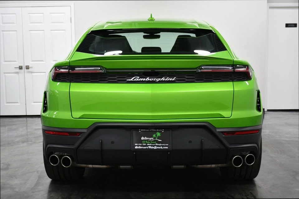 2025 Lamborghini Urus - Image 7 of 20